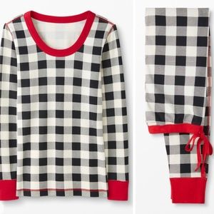 Hanna Andersson Adult  Buffalo Plaid Pajama Set